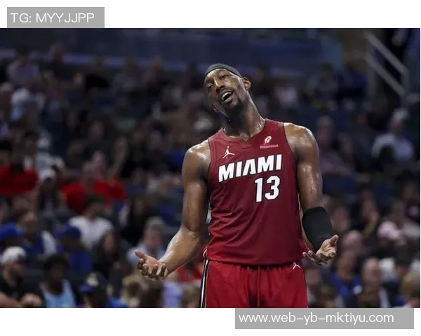 阿德巴约表现尚可9投5中贡献15分10篮板1助攻2抢断1盖帽继续提升空间 阿德巴约表现尚可9投5中贡献15分10篮板1助攻2抢断1盖帽继续提升空间