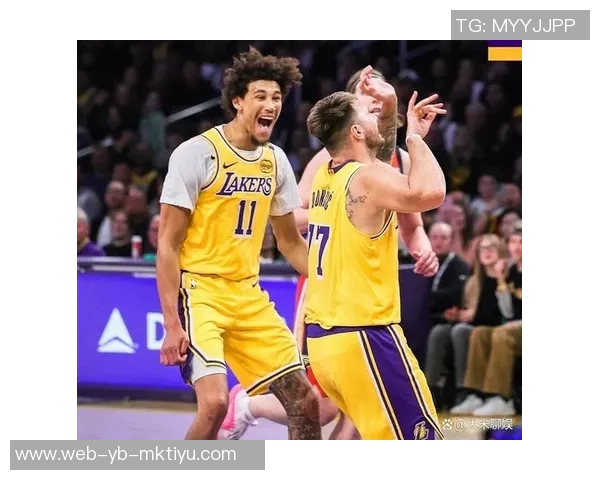 布克谈马威湖人交易未果后观看录像称其天赋出众 布克谈马威湖人交易未果后观看录像称其天赋出众