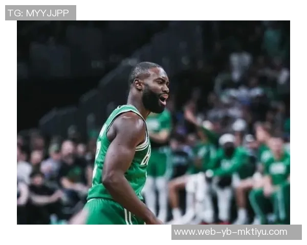 布朗连续高产表现显著本赛季21场已三度砍下40分以上 布朗连续高产表现显著本赛季21场已三度砍下40分以上