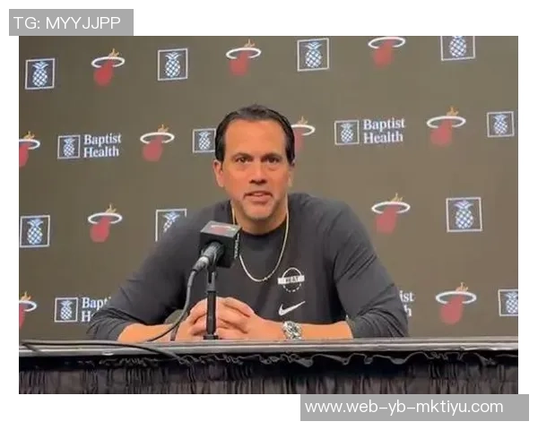 斯波分析最后一攻失误原因鲍威尔与阿德巴约的配合出现偏差