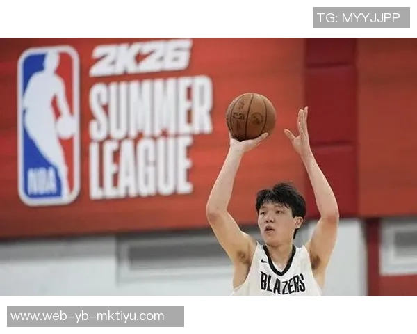 杨瀚森与克林根联手打造内线防线共同提升球队竞争力